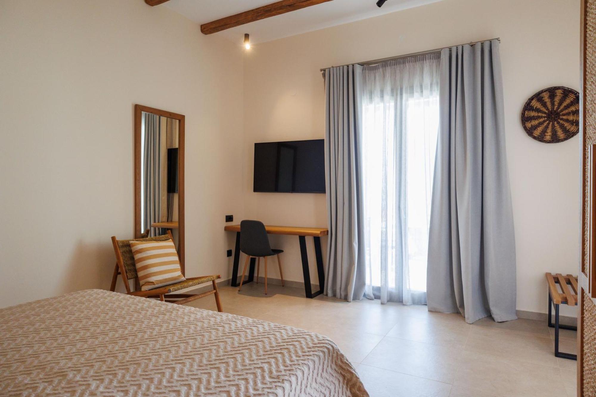 Kouros Blanc Resort & Suites Pounda الغرفة الصورة